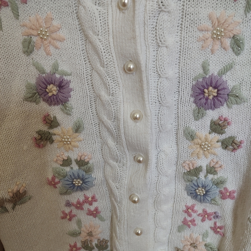 Margules Women's White Floral Embroidered Cardigan Sweater S Ramie Cotton - Picture 2 of 8